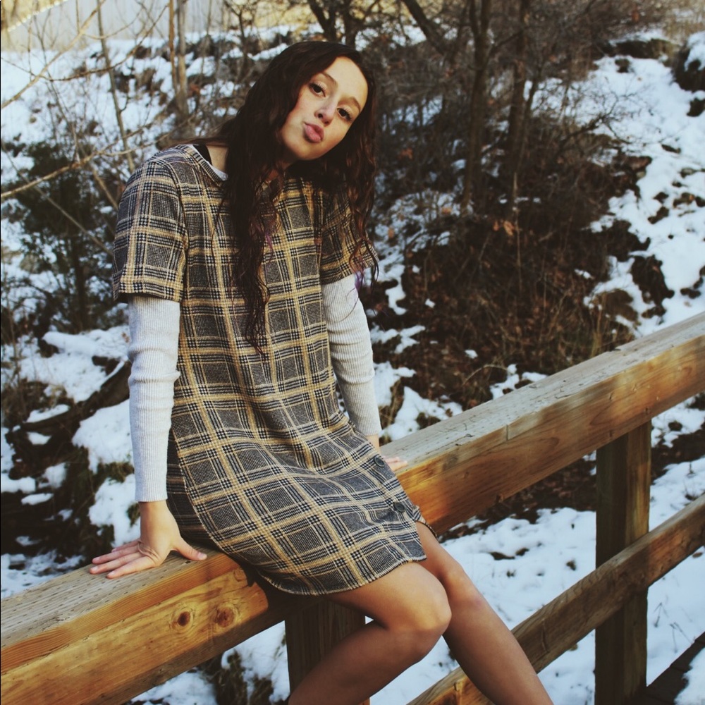 HIATUS Plaid Dress !